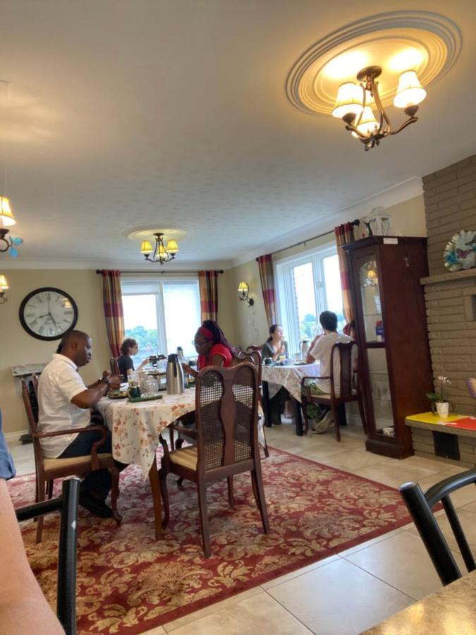 Butterfly Manor Bed & Breakfast Niagara Falls