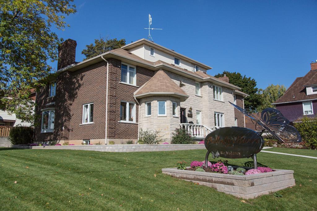 Bed & Breakfast Butterfly Manor 4*